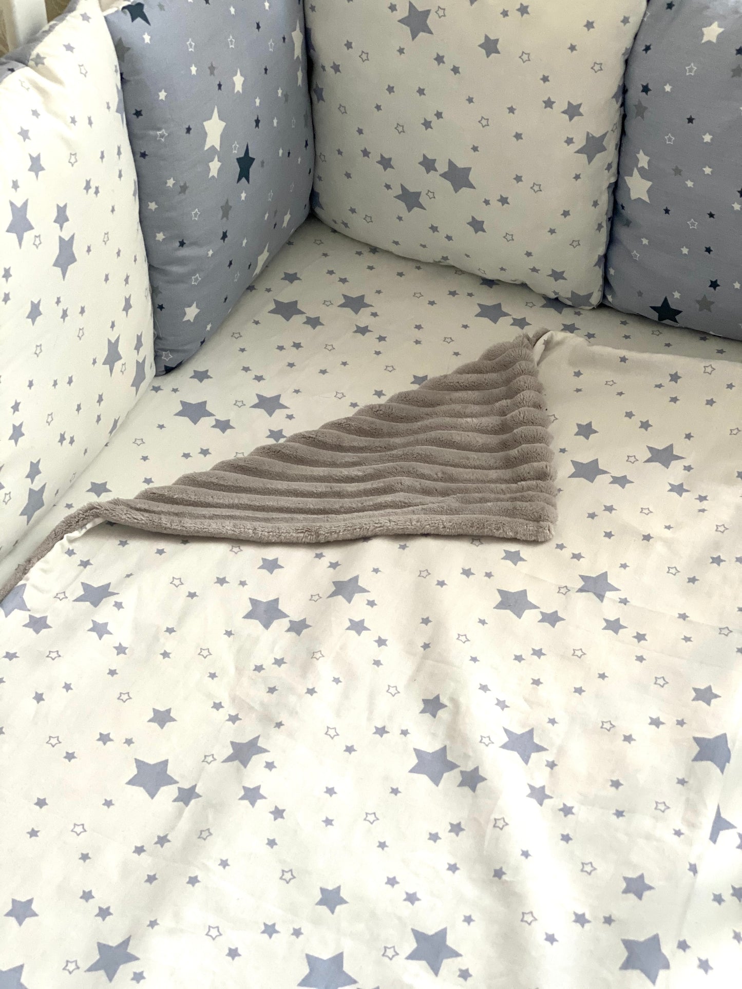 Star pattern bedding set, Baby blanket, Fitted sheet, protected bumpers