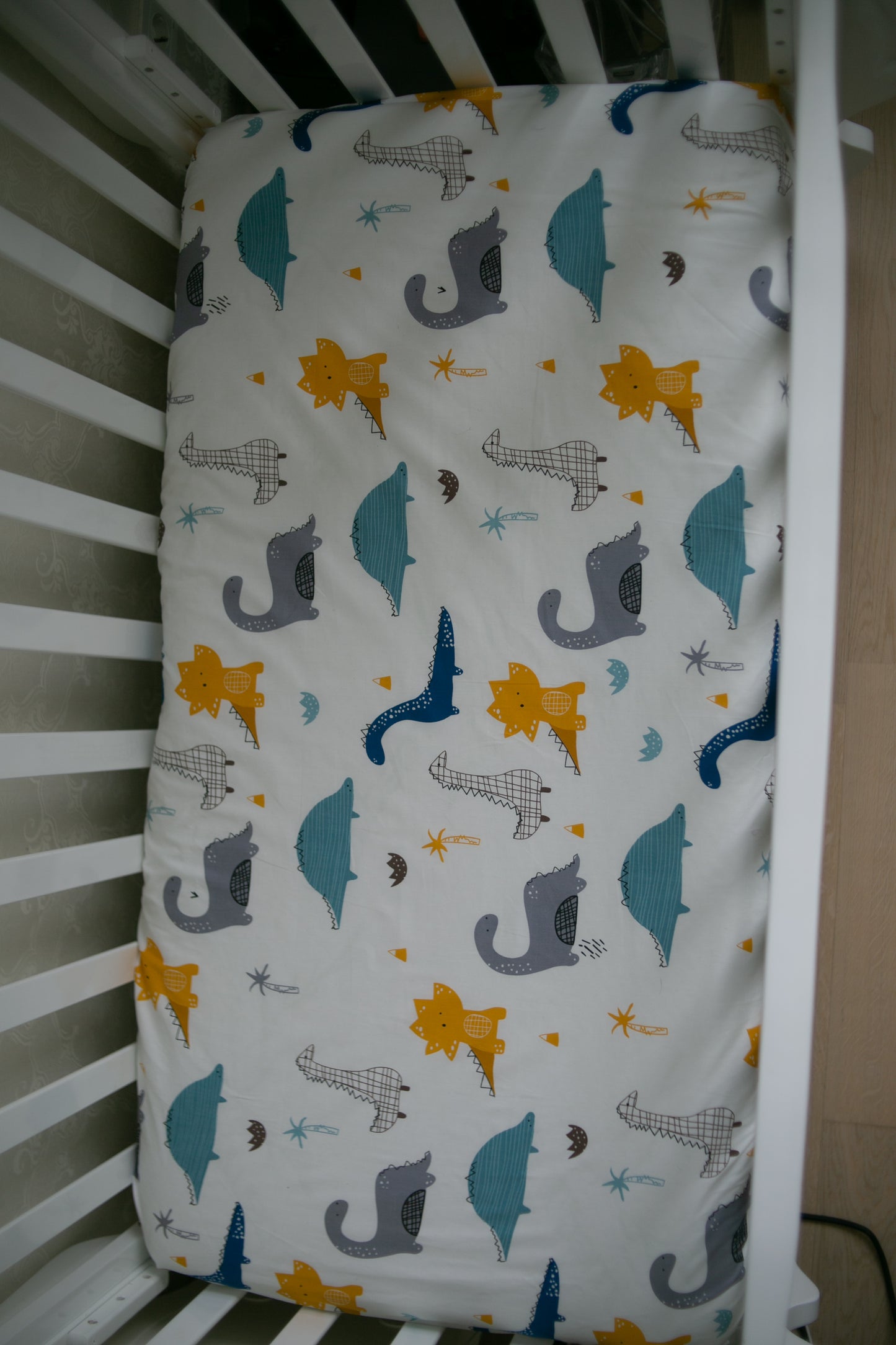 Dinosaur fitted sheet, cot sheet, newborn sheet, cotton fitted sheet, premium quality fabric